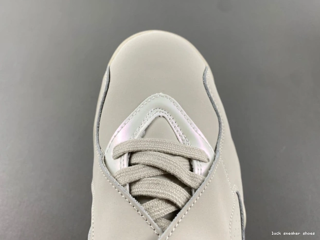 Cheap LUCY Champagne Retro 832821-030 8 Jordan 0721